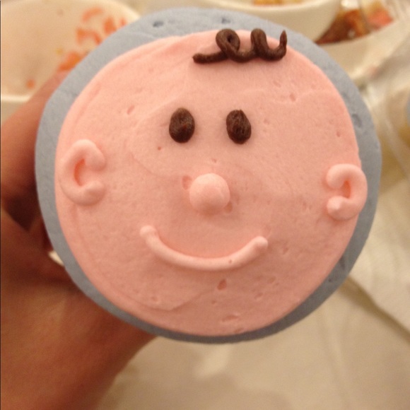 Meet your Posher, Hilda - Picture 1 of 1